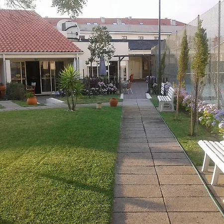 克路博宾哈拉达芙兹酒店 * 埃斯波森迪